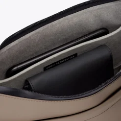 Lotus Infinity Series | Umhängetaschen | Ucon Acrobatics Alva Medium Bag DarkSand
