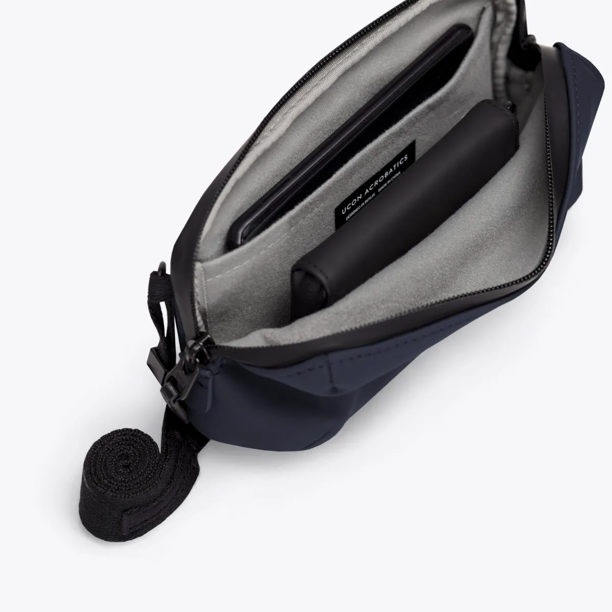 Lotus Series | Crossbody-taschen | Ucon Acrobatics Ando Medium Bag DarkNavy