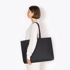 Lotus Infinity Series | Umhängetaschen | Ucon Acrobatics Emilia Bag Black