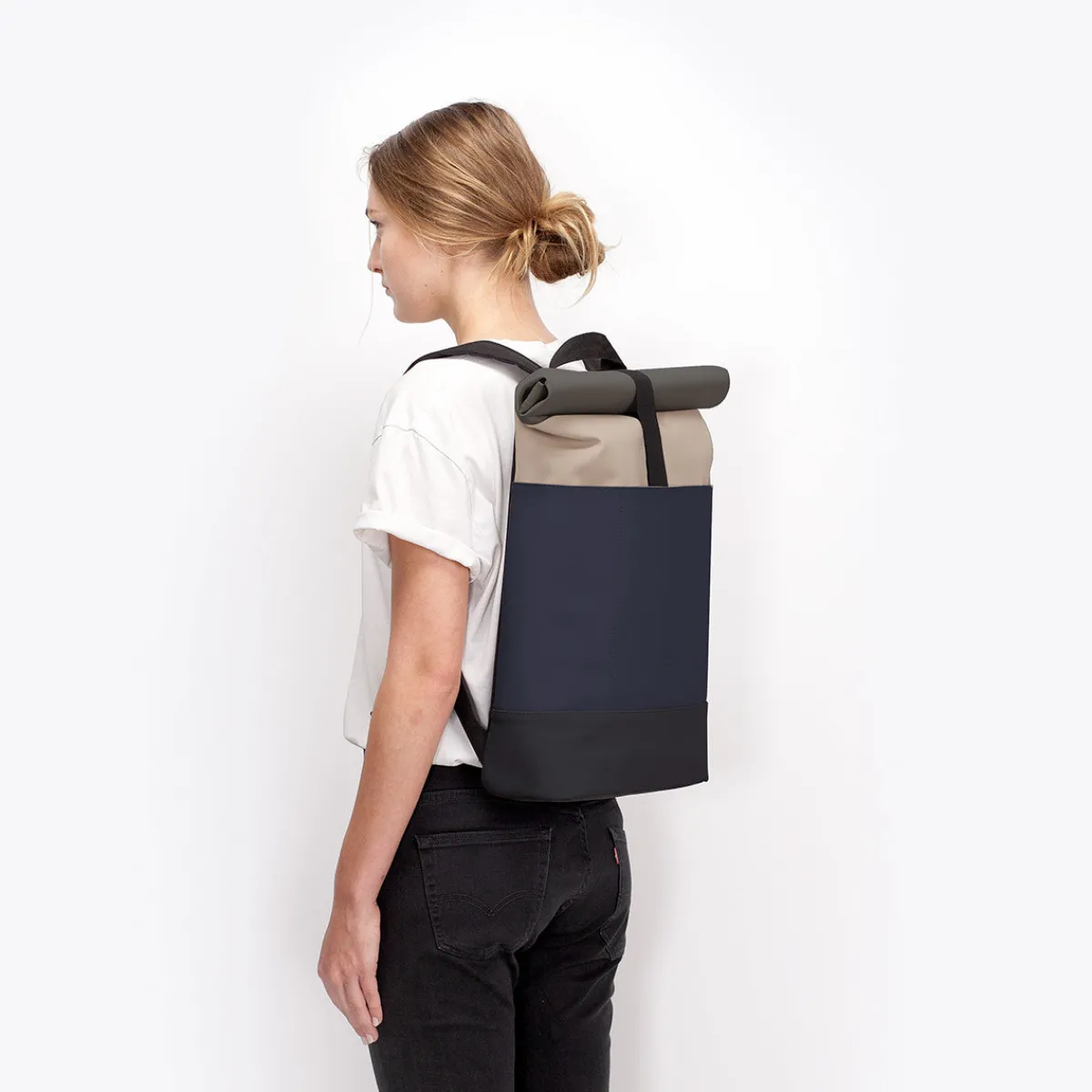 Lotus Series | Hajo Medium | Ucon Acrobatics Hajo Medium Backpack Nude-DarkNavy