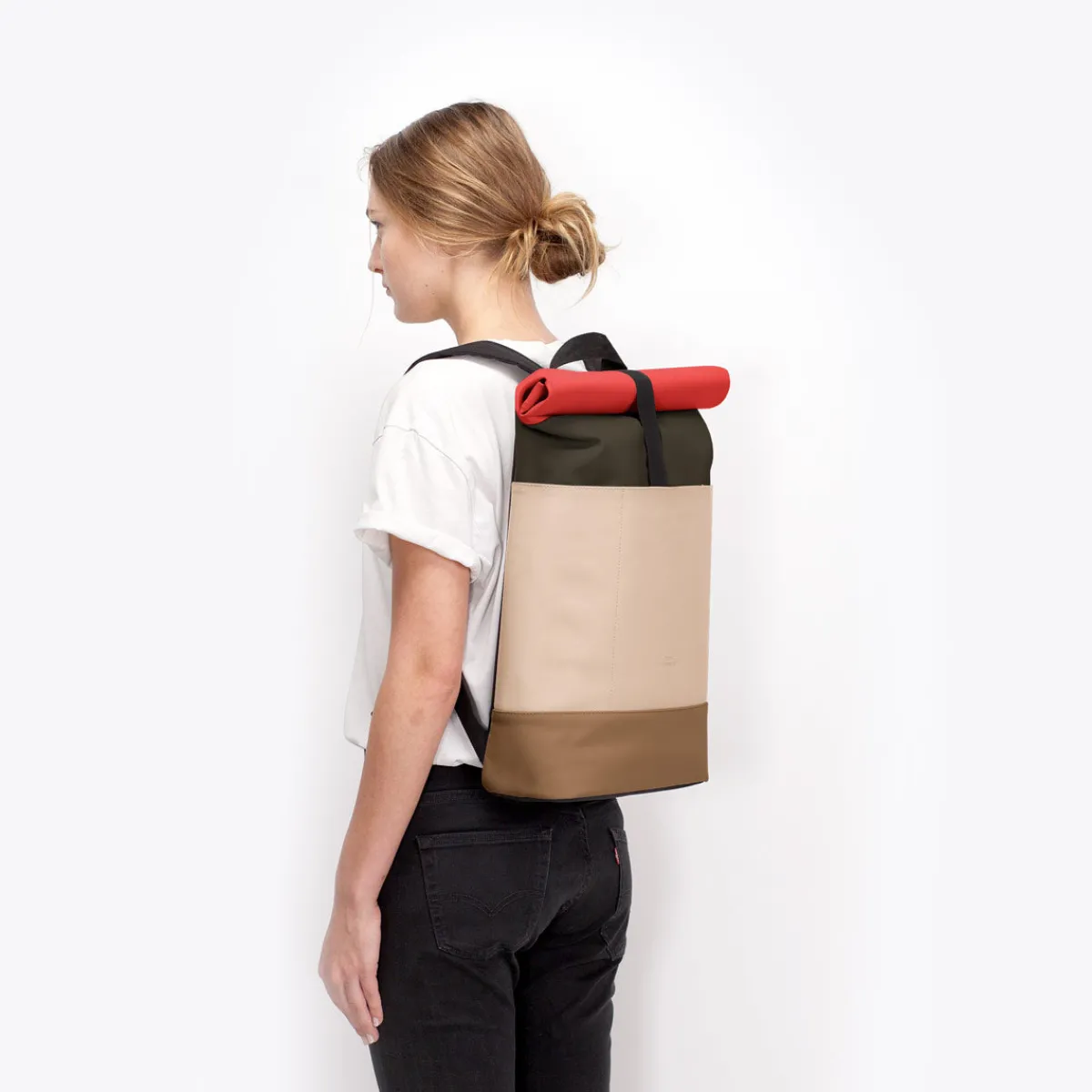 Lotus Series | Hajo Medium | Ucon Acrobatics Hajo Medium Backpack Olive-LightAlmond