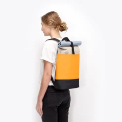 Lotus Series | Hajo Medium | Ucon Acrobatics Hajo Medium Backpack LightSand-Amber