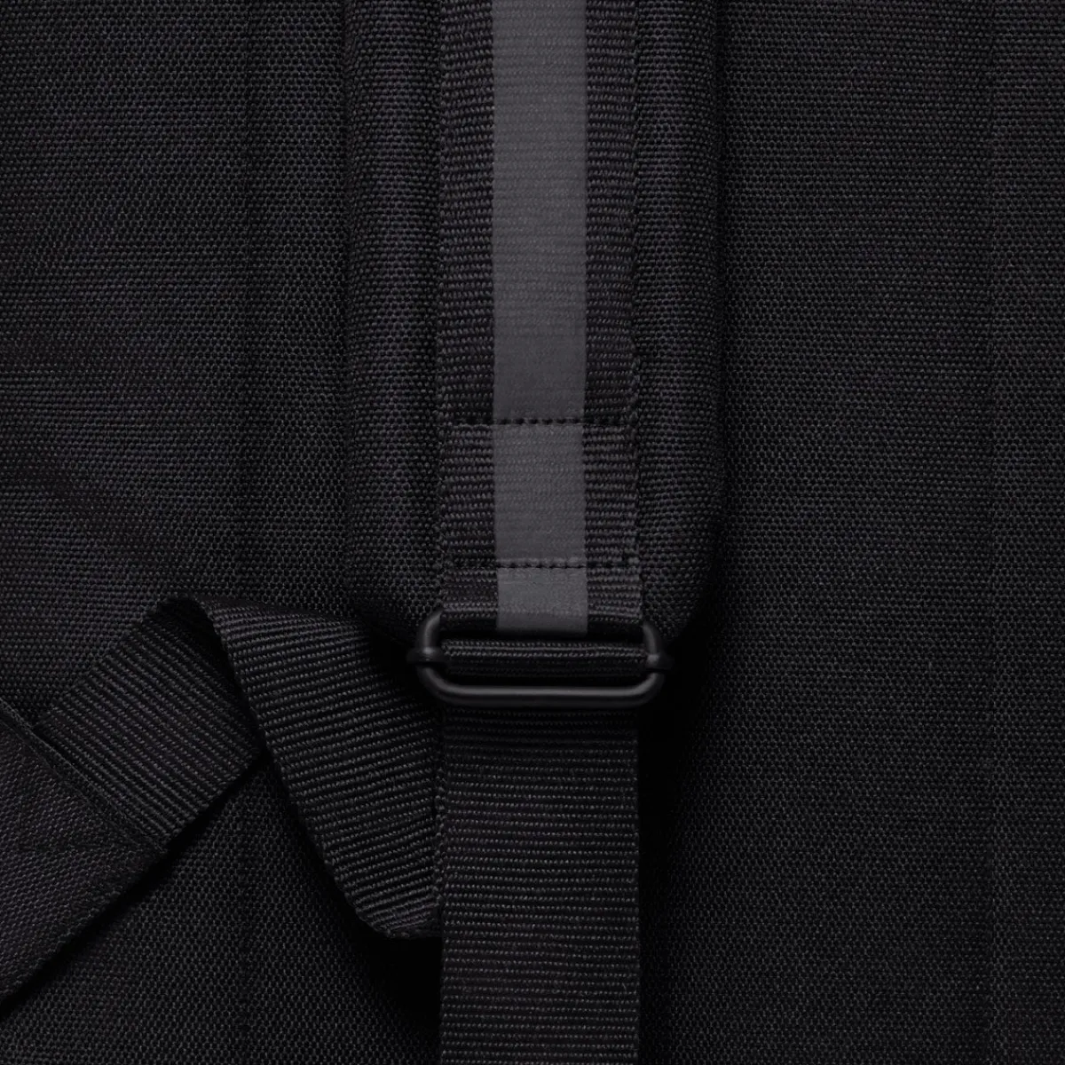 Aloe Series | Hajo Medium | Ucon Acrobatics Hajo Medium Backpack Sand-Black