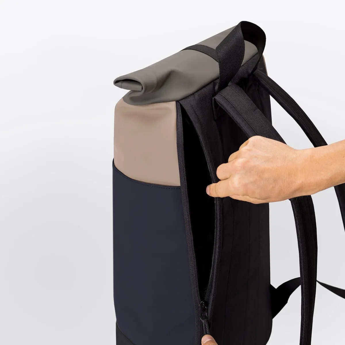 Lotus Series | Hajo Medium | Ucon Acrobatics Hajo Medium Backpack Nude-DarkNavy