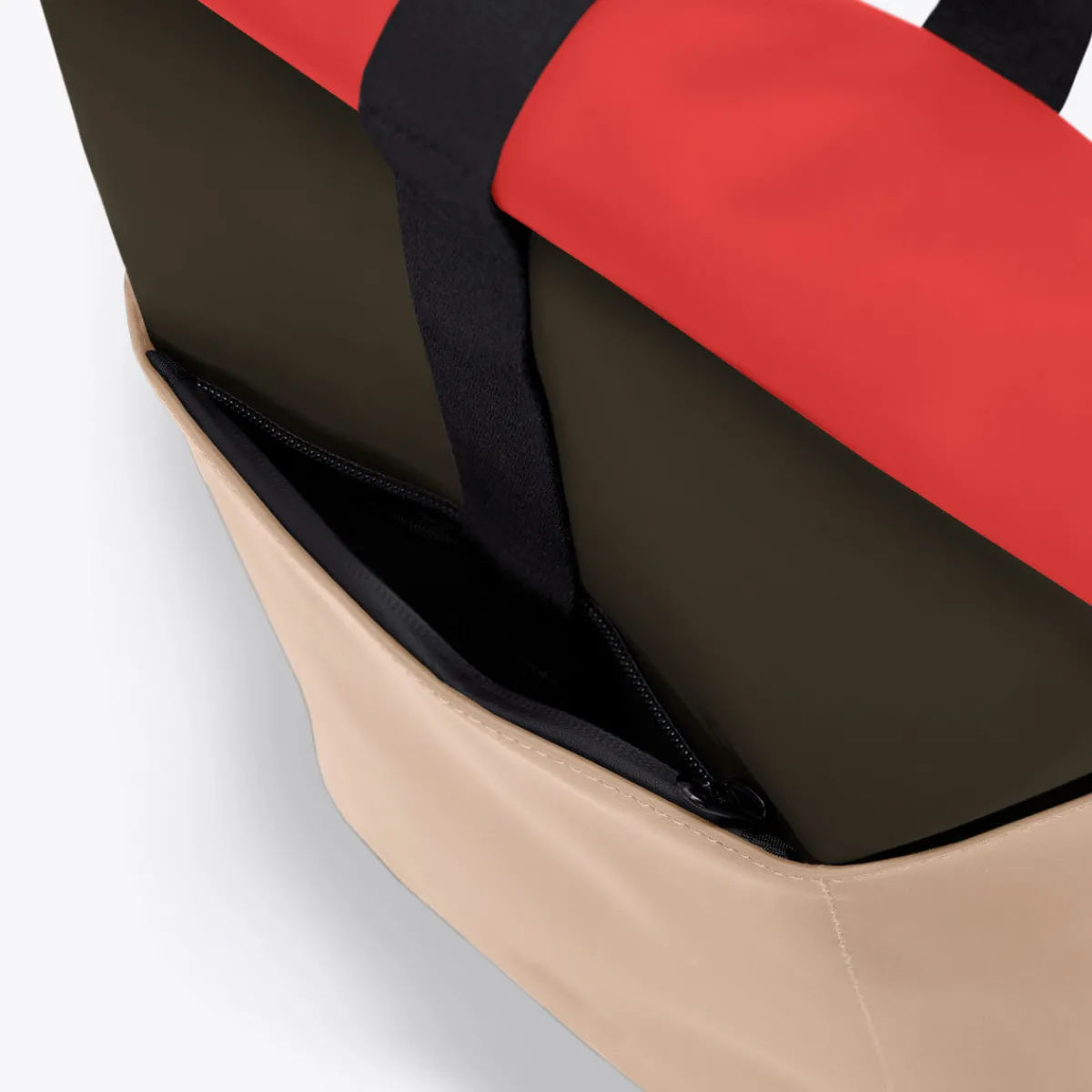 Lotus Series | Hajo Medium | Ucon Acrobatics Hajo Medium Backpack Olive-LightAlmond