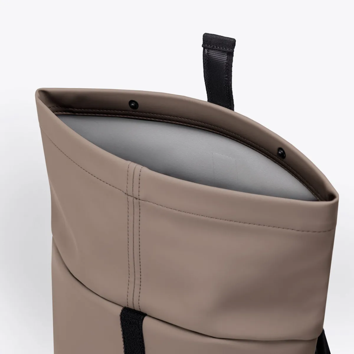 Lotus Infinity Series | Hajo Medium | Ucon Acrobatics Hajo Medium Backpack DarkSand
