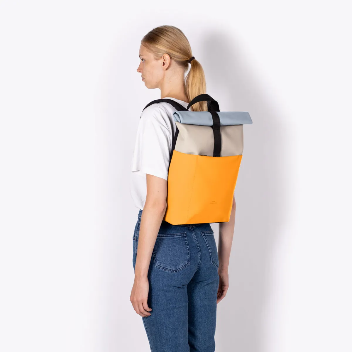 Lotus Series | Hajo Mini | Ucon Acrobatics Hajo Mini Backpack LightSand-Amber