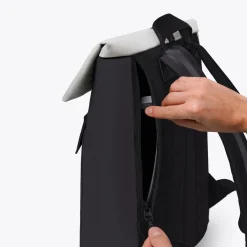 Aloe Series | Jannik Medium | Ucon Acrobatics Jannik Medium Backpack Black-LightGrey