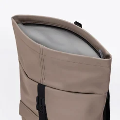 Lotus Infinity Series | Jannik Medium | Ucon Acrobatics Jannik Medium Backpack DarkSand