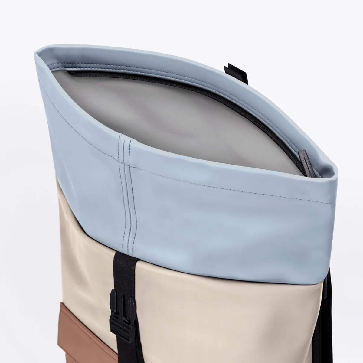 Lotus Infinity Series | Jannik Mini | Ucon Acrobatics Jannik Mini Backpack LightSand-Redwood