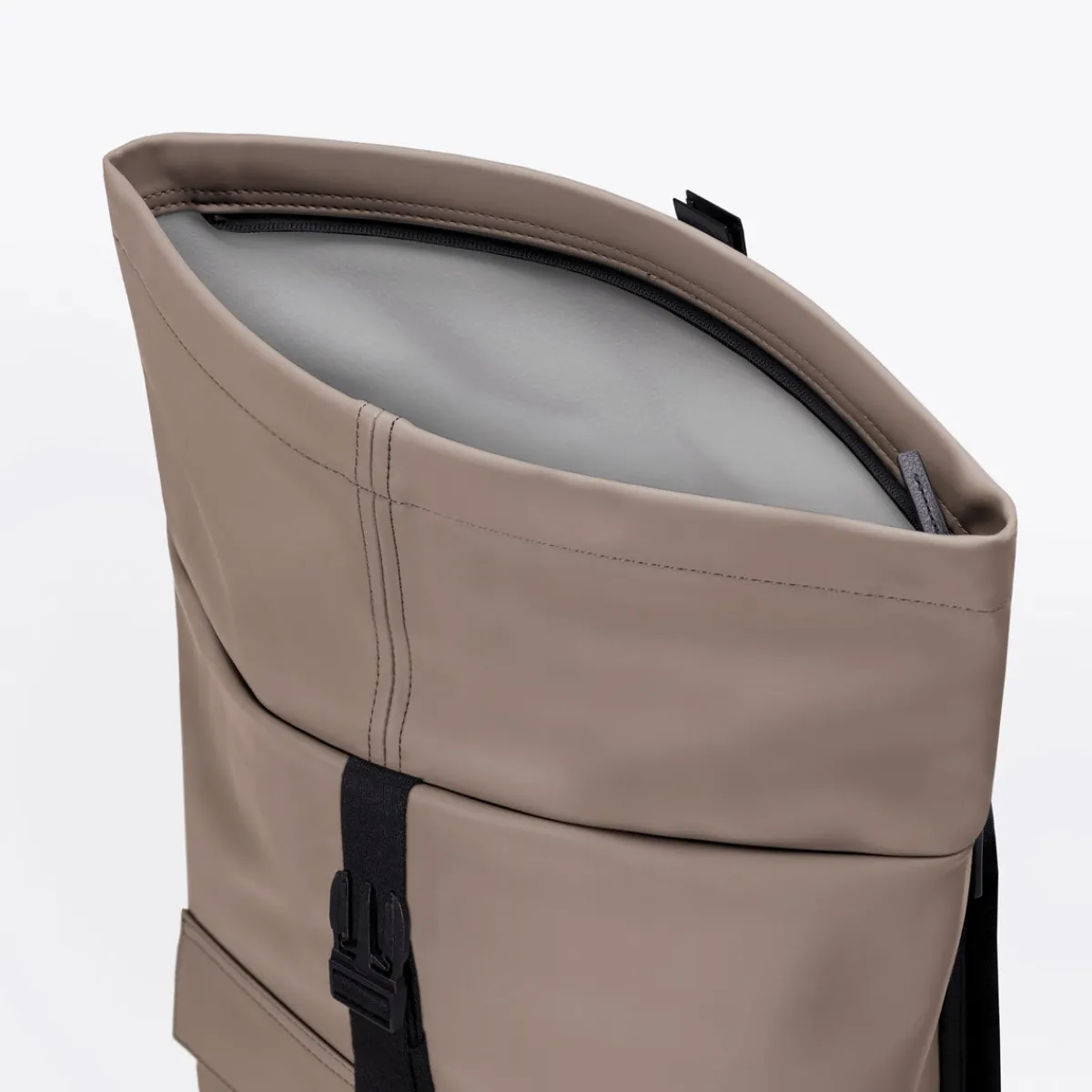 Lotus Infinity Series | Jannik Mini | Ucon Acrobatics Jannik Mini Backpack DarkSand