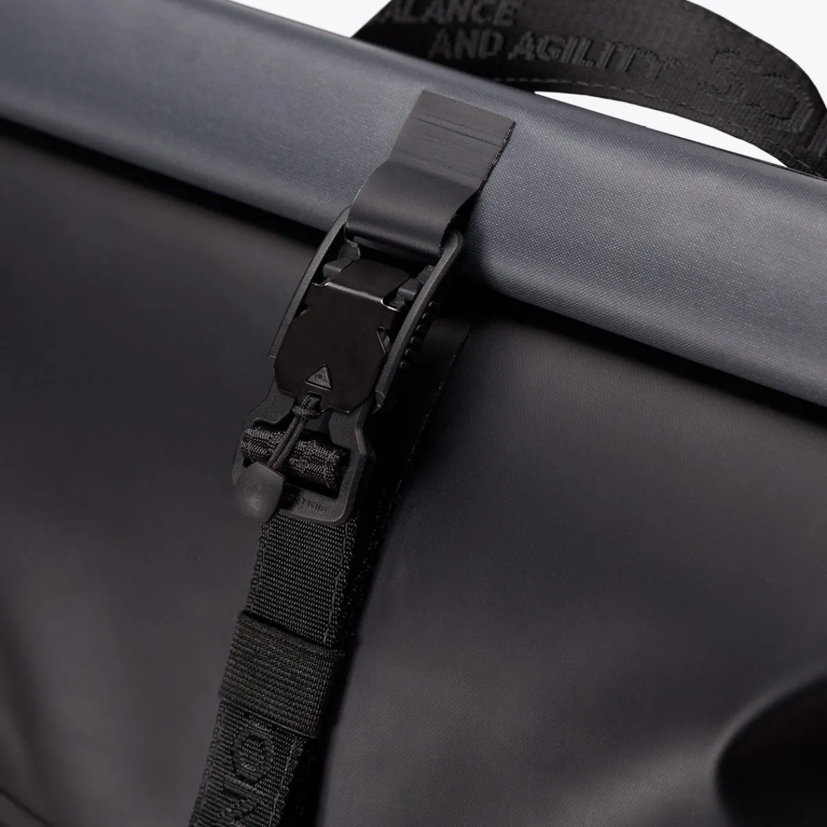 Commute Series | Rucksäcke | Ucon Acrobatics Jasper Medium Backpack Black