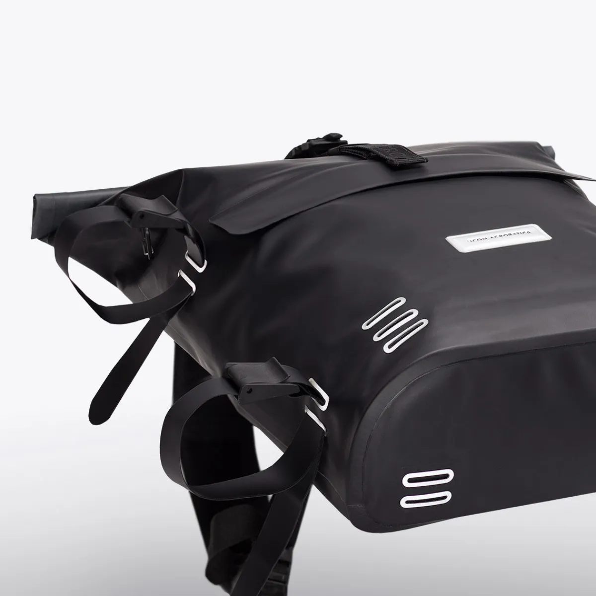 Commute Series | Rucksäcke | Ucon Acrobatics Jasper Medium Backpack Black