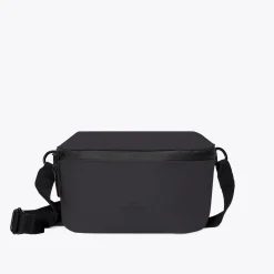 Lotus Infinity Series | Jona Medium | Ucon Acrobatics Jona Medium Bag Black