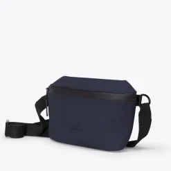 Lotus Infinity Series | Jona Medium | Ucon Acrobatics Jona Medium Bag DarkNavy
