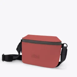 Aloe Series | Jona Medium | Ucon Acrobatics Jona Medium Bag Hibiscus