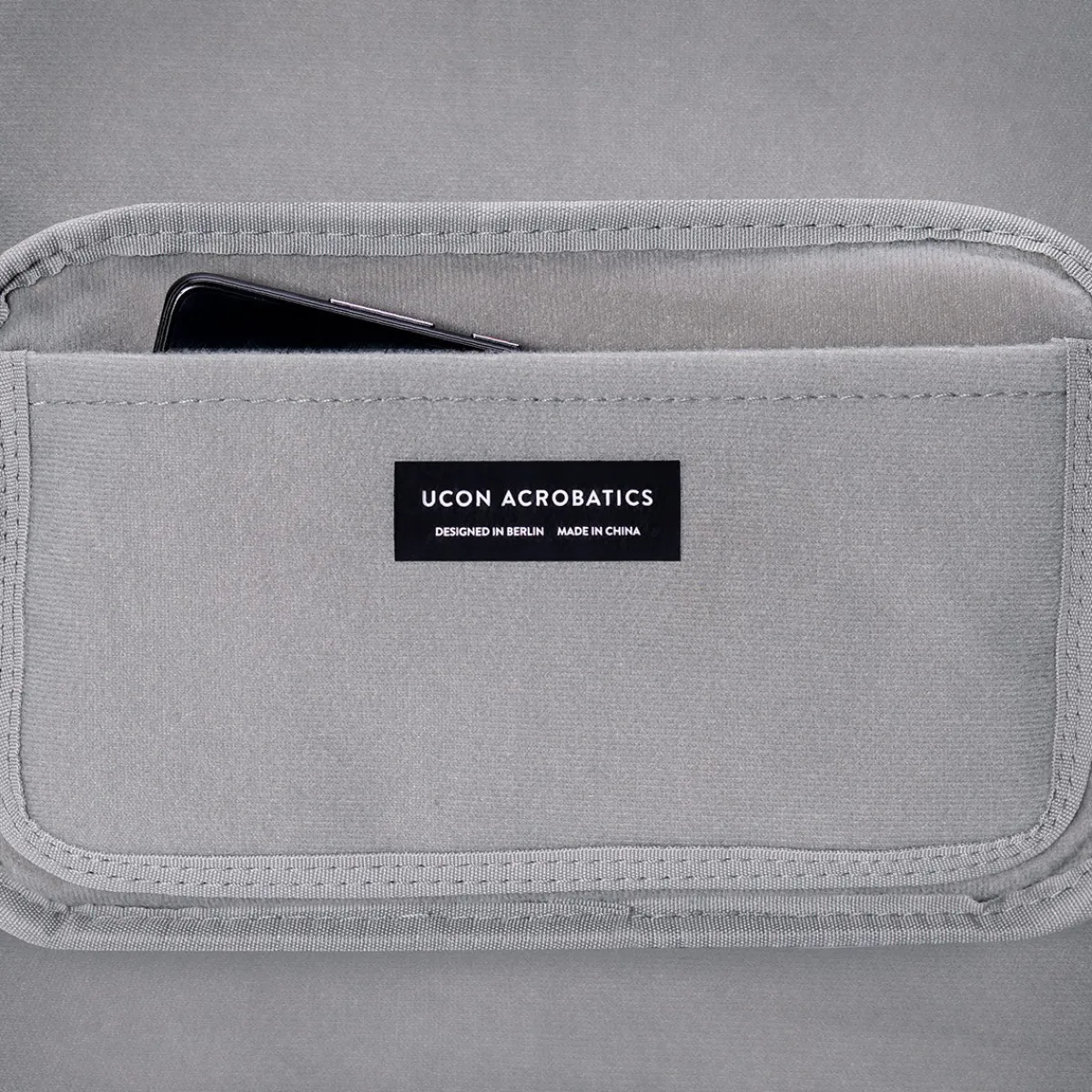 Phantom Series | Jona Medium | Ucon Acrobatics Jona Medium Bag AsphaltReflective