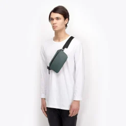 Lotus Infinity Series | Jona Medium | Ucon Acrobatics Jona Medium Bag PineGreen