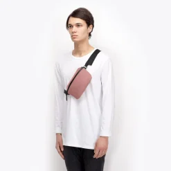 Lotus Infinity Series | Jona Medium | Ucon Acrobatics Jona Medium Bag DarkRose