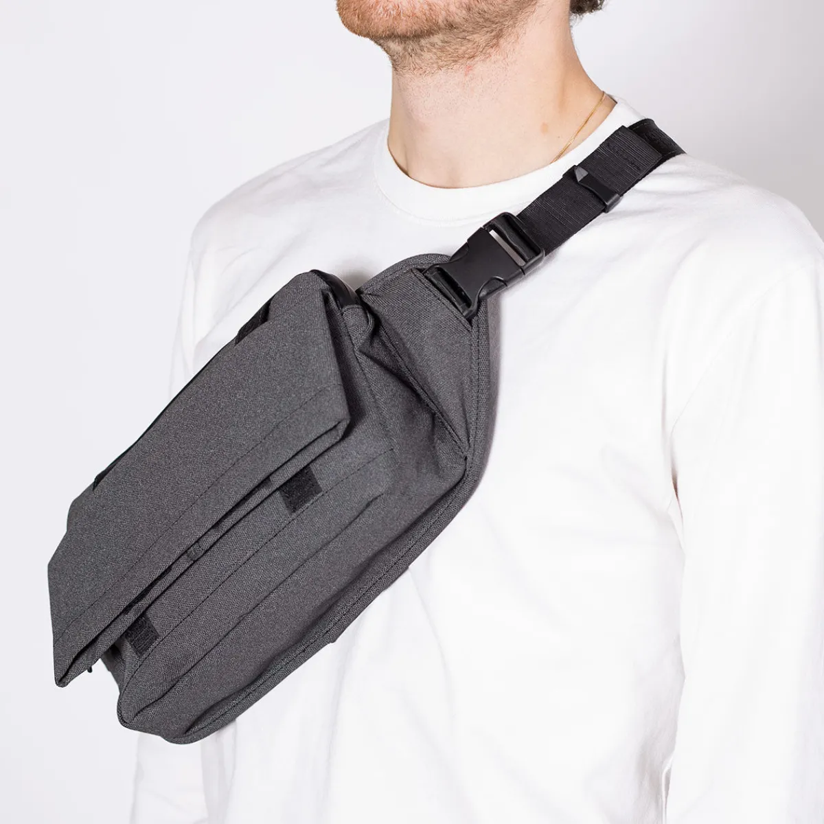 Phantom Series | Crossbody-taschen | Ucon Acrobatics Luca Bag AsphaltReflective