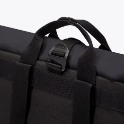 Lotus Infinity Series | Umhängetaschen | Ucon Acrobatics Malte Medium Backpack Black