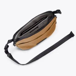 Phantom Series | Umhängetaschen | Ucon Acrobatics Melvin Medium Bag DarkSandReflective