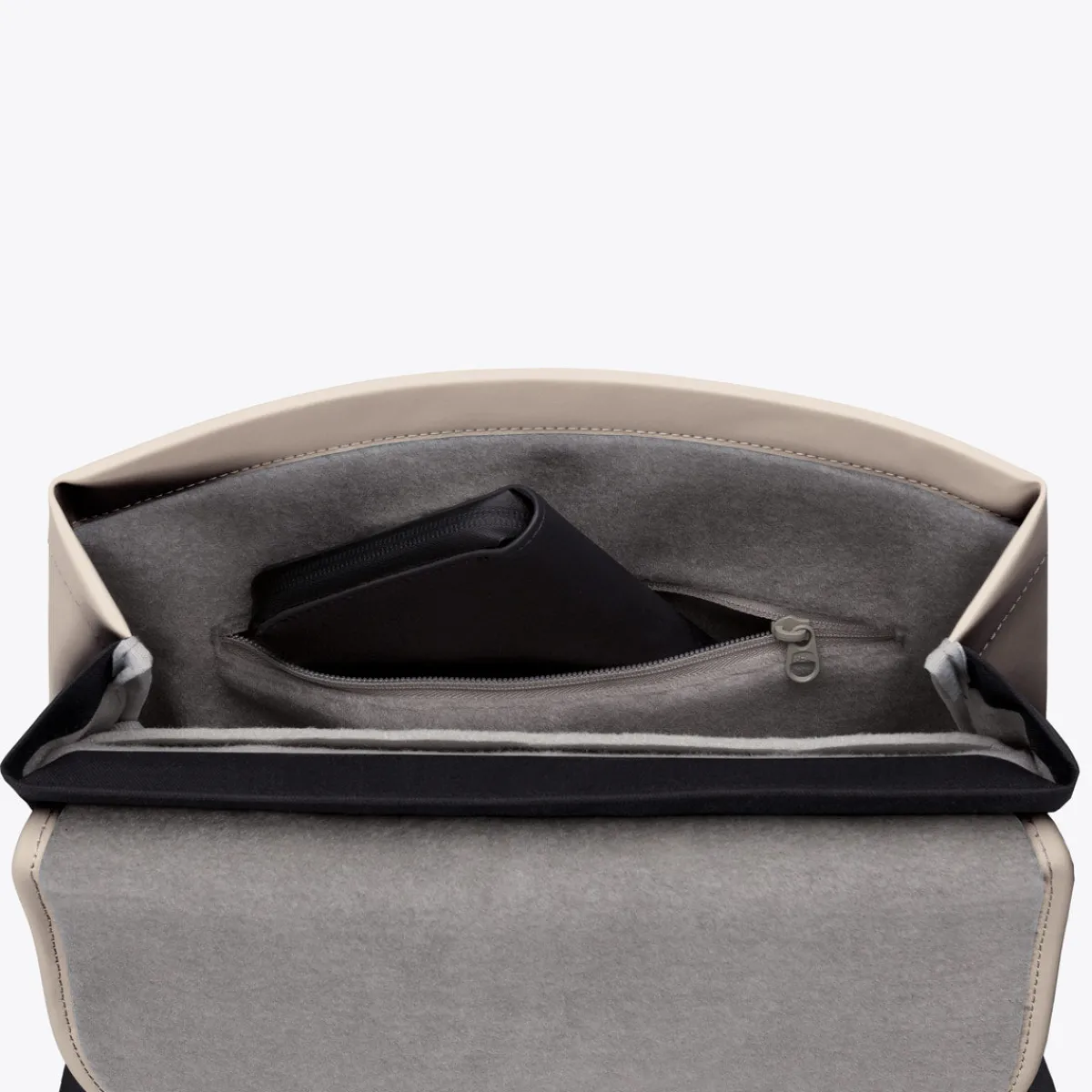 Lotus Infinity Series | Rucksäcke | Ucon Acrobatics Mion Mini Backpack LightSand