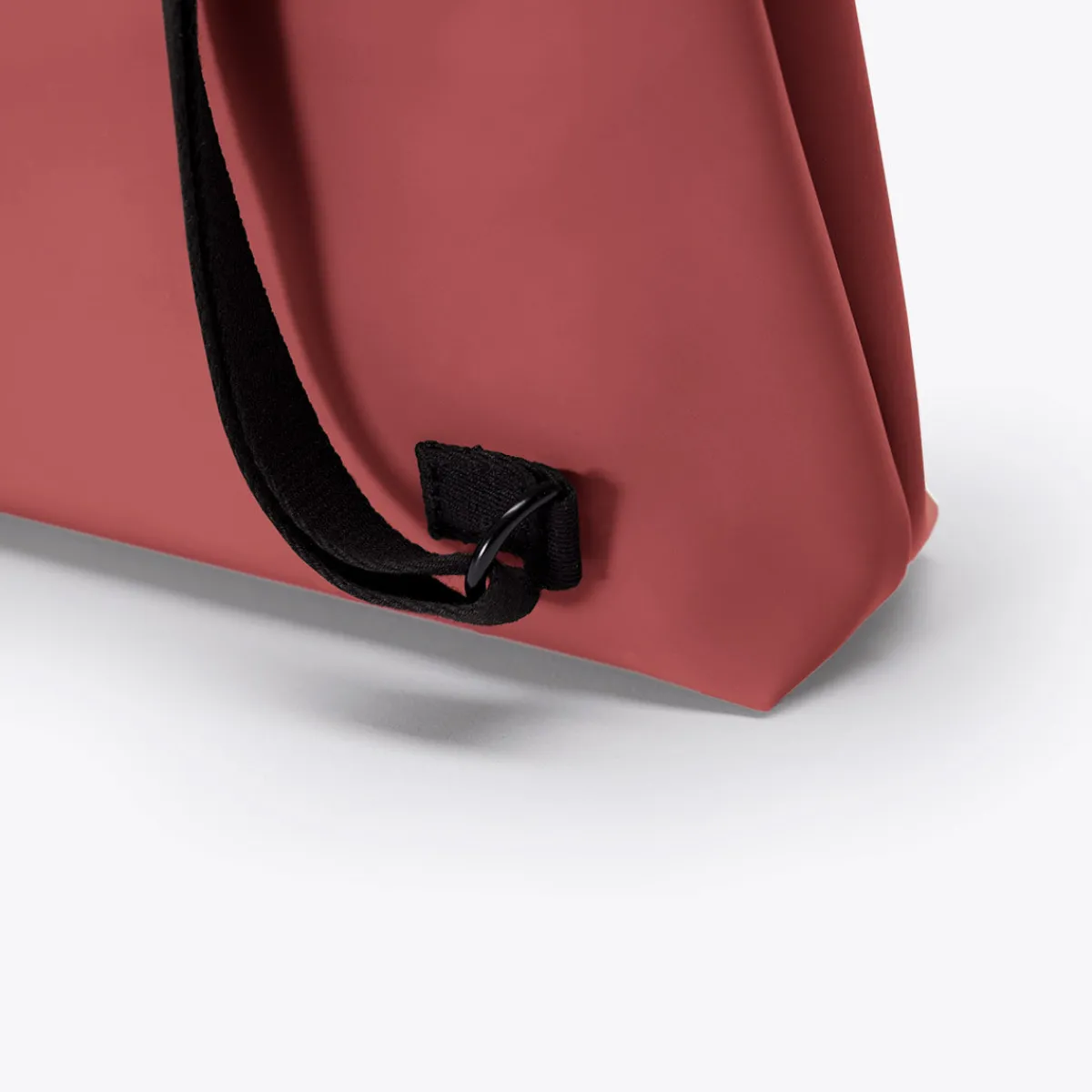 Lotus Series | Umhängetaschen | Ucon Acrobatics Una Bag Hibiscus
